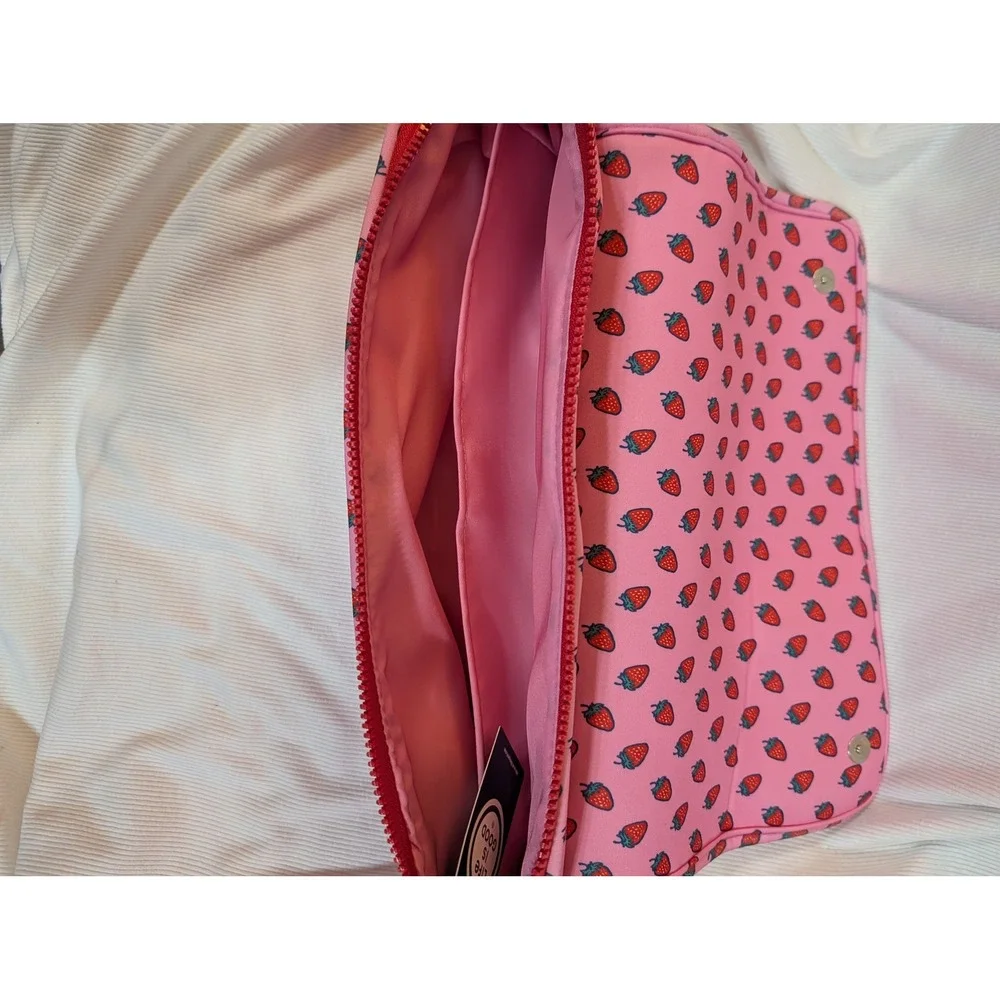 Life is Good Strawberry Pink Neoprene Heat Resistant Hair Tool Travel Bag Mat